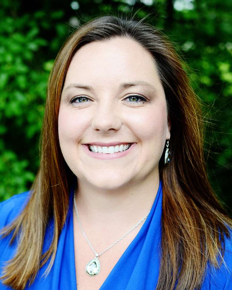 Friendly Dental Team in Cumberland IN