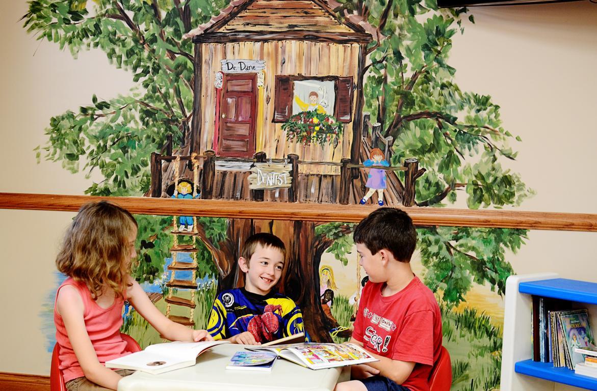 Top Dentist in Indianapolis and Cumberland Areas | Children's Room